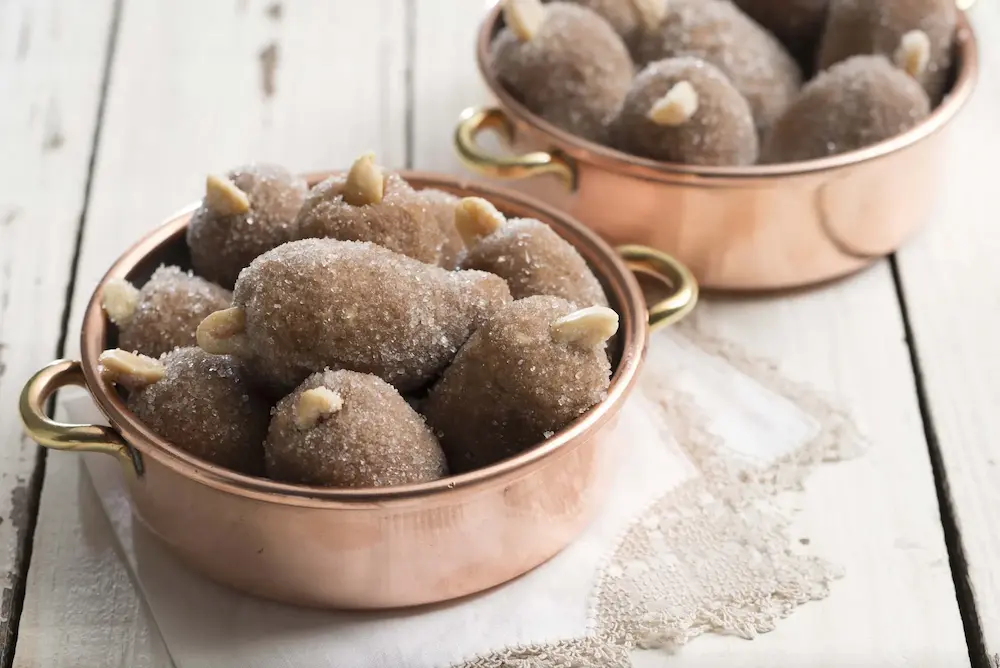 Cajuzinho artesanal com açúcar cristal